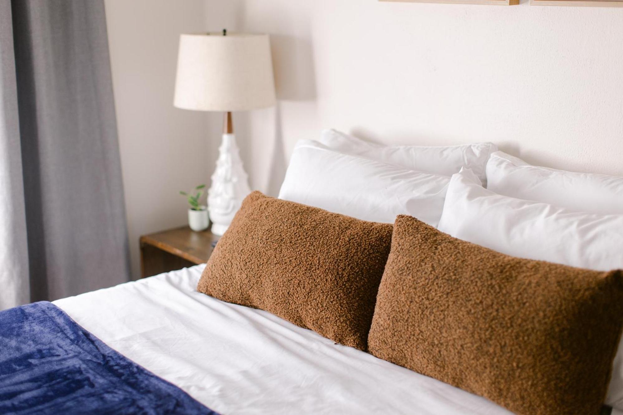 Waterfront River Apartments Rogue River Екстер'єр фото